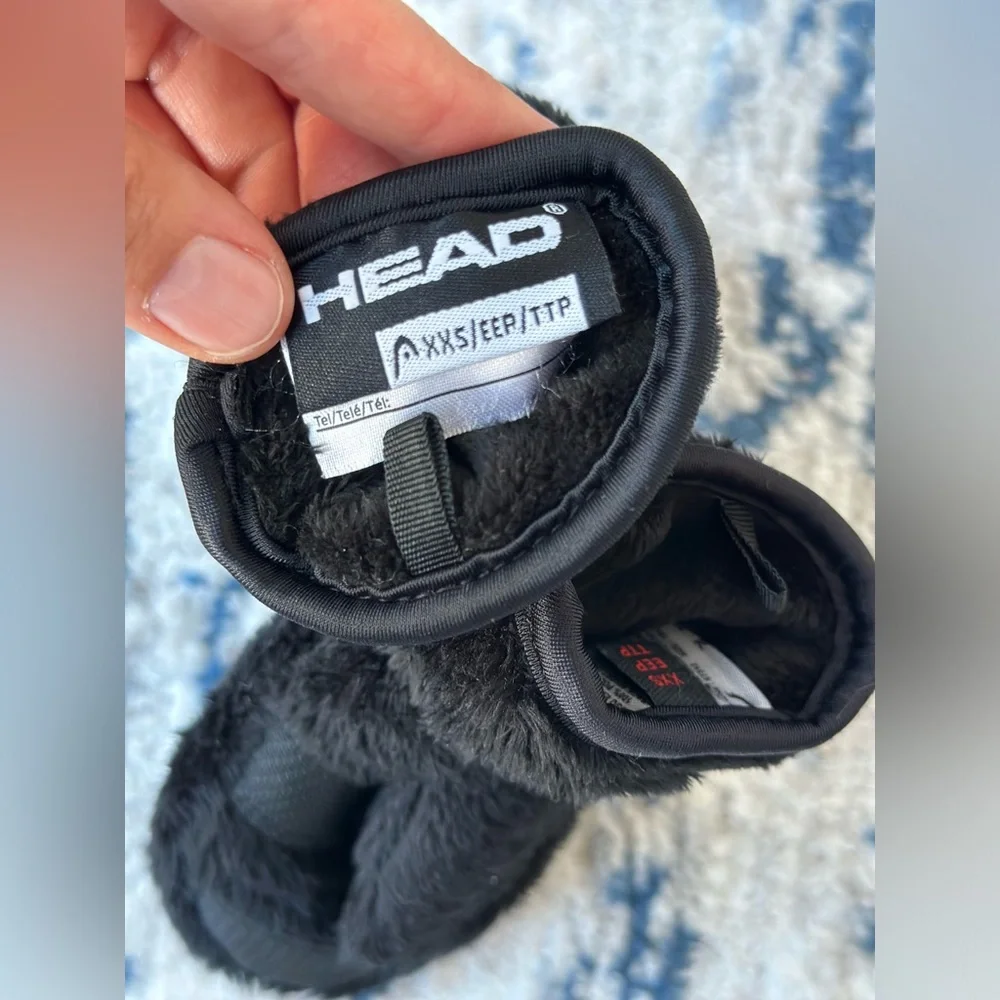 NWOT HEAD MITTENS
